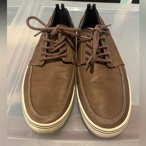 Men’s size 8 dress shoes